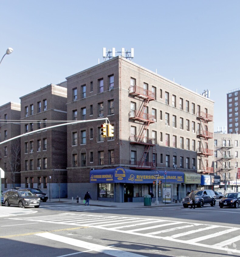 Building Photo - 1641 Saint Nicholas Ave