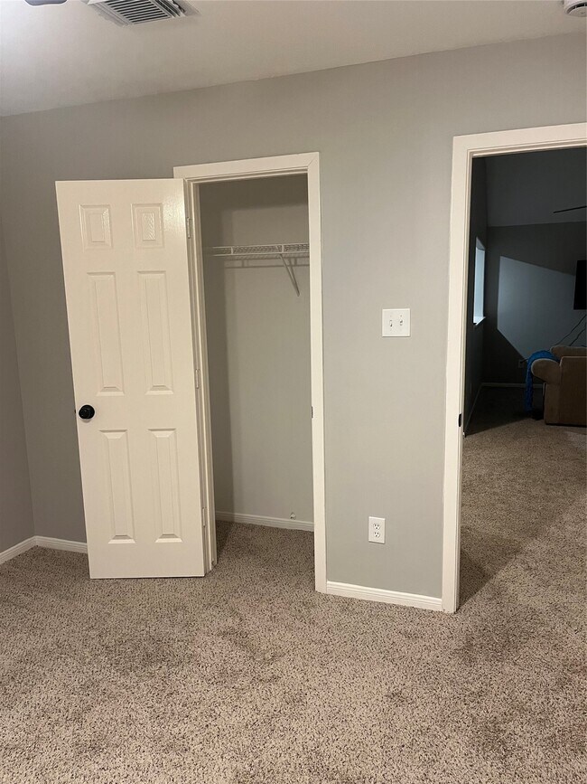 Building Photo - 5903 Bonners Park Ct