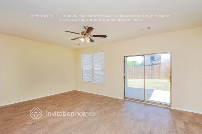 Foto del edificio - 5601 Desert Willow Ct