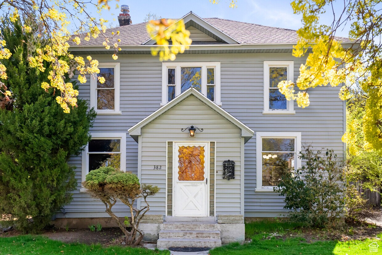 Primary Photo - 382 N 400 E