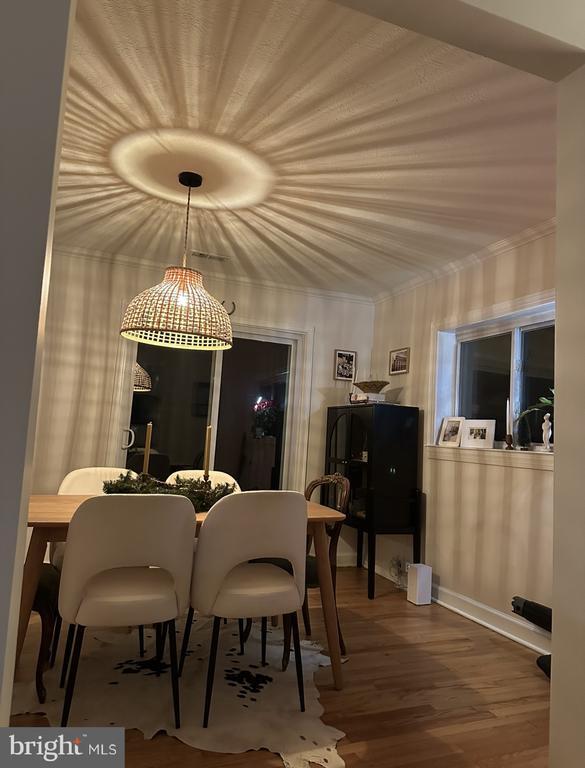 Foto del edificio - 1418 Shady Rst Rd