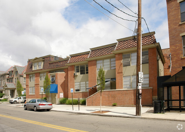 Building Photo - Short North - Victorian Village Apartments