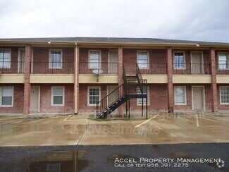Building Photo - 201 Gastel Cir