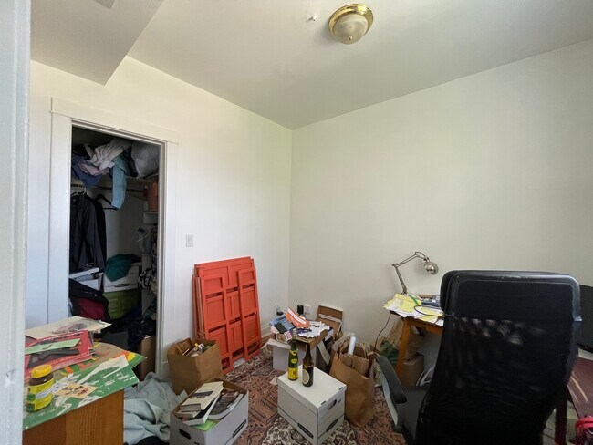 Foto del edificio - 3144 N Ridgeway Ave