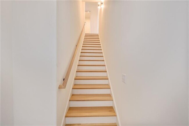 Foto del edificio - 674 Fraser St SE