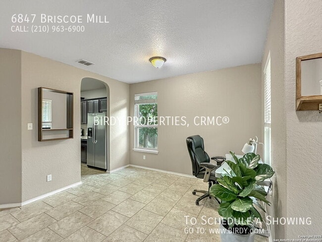 Building Photo - 6847 Briscoe Ml