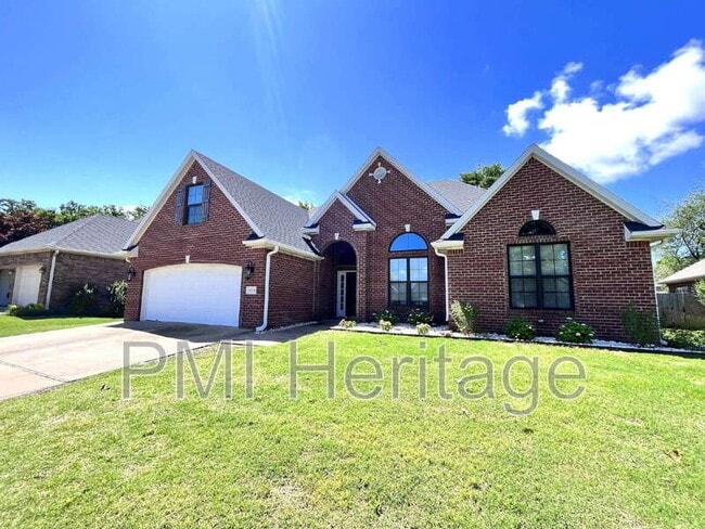 Building Photo - 4416 W Arlington Dr