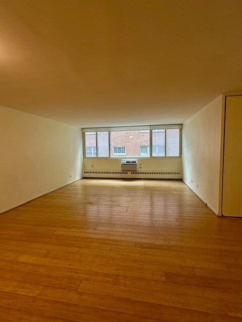 Foto del edificio - 1516 Hinman Ave