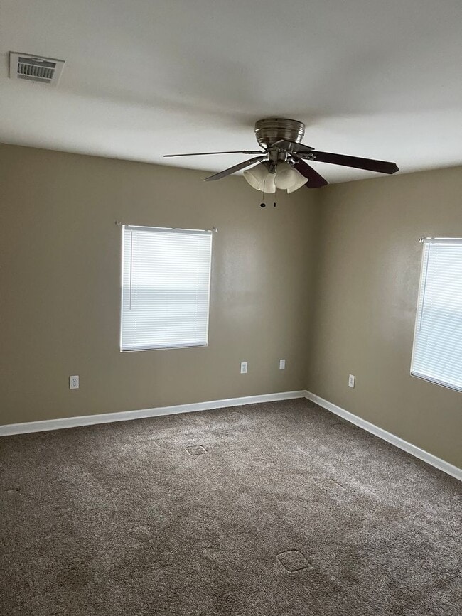 Building Photo - Well Kept 2 Bedroom in the Gentilly Area