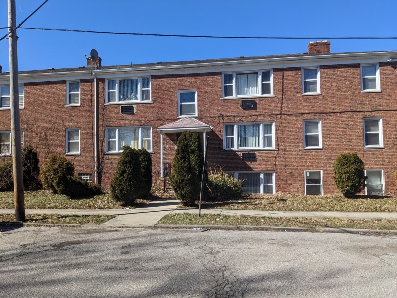 Primary Photo - 13984 Superior Rd