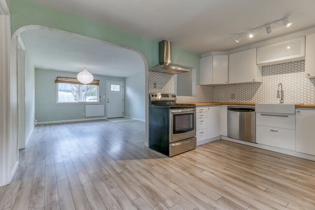 Building Photo - Modernized 3-Bedroom Home with Open Living and Outdoor Space