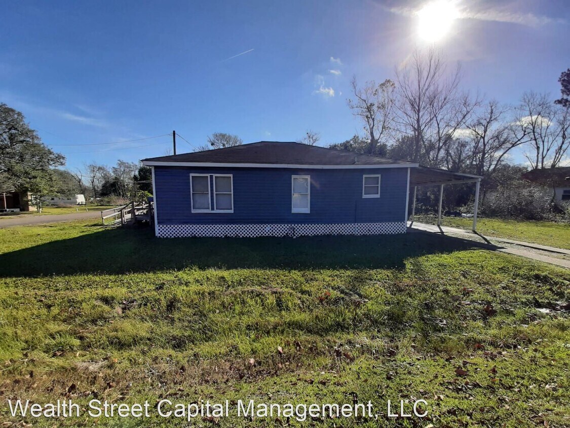 3 br, 1 bath House 345 S 9th St & 345 w House for Rent in