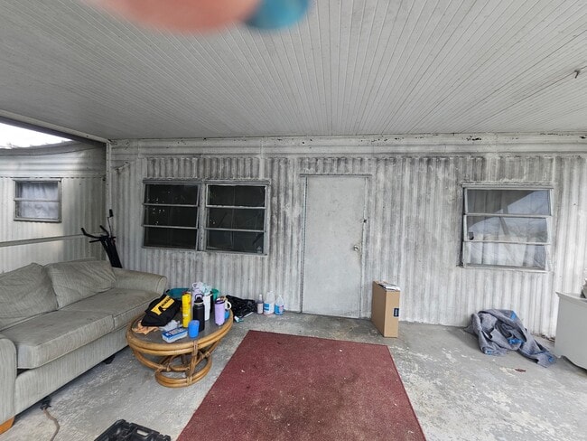 Building Photo - 920 Boardwalk Ln