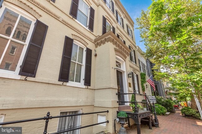 Foto del edificio - 3100 N St NW