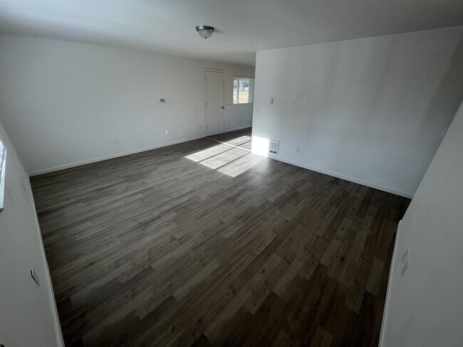 Foto del edificio - 2023 143rd Pl NE