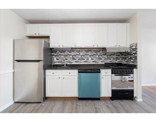 Building Photo - 61 Everard Ave