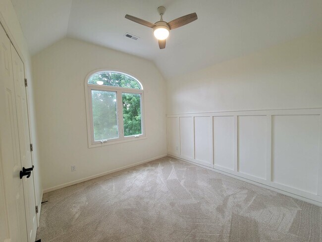 Foto del edificio - 1532 SE Silkwood Ln