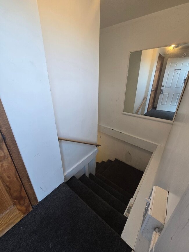 Foto del edificio - 135 Custer Ave