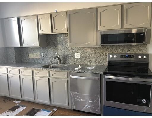 Foto del edificio - 4 bedroom in Waltham MA 02453