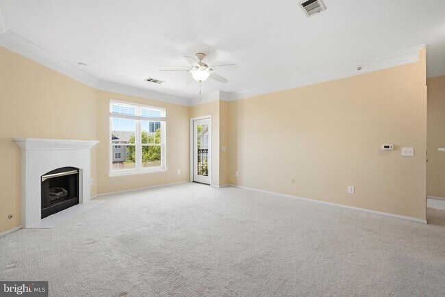 Foto del edificio - 1580 Spring Gate Dr.