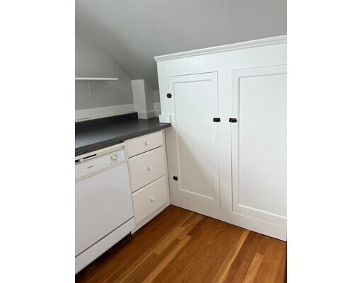 Foto del edificio - 96 Margin St