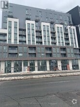 Building Photo - 306-390 GLEN EVEREST Rd