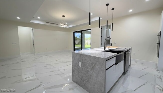 Building Photo - 1821 Desoto Blvd N