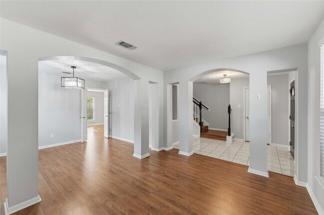 Building Photo - Glenwood Drive, Pearland, TX 77584 - 4 BR 2.5 BA single-family home