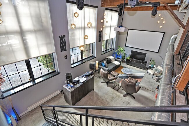 Building Photo - 944 Dorchester Ave