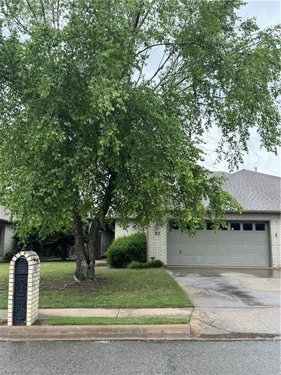 Foto principal - 82 E Cydnee St