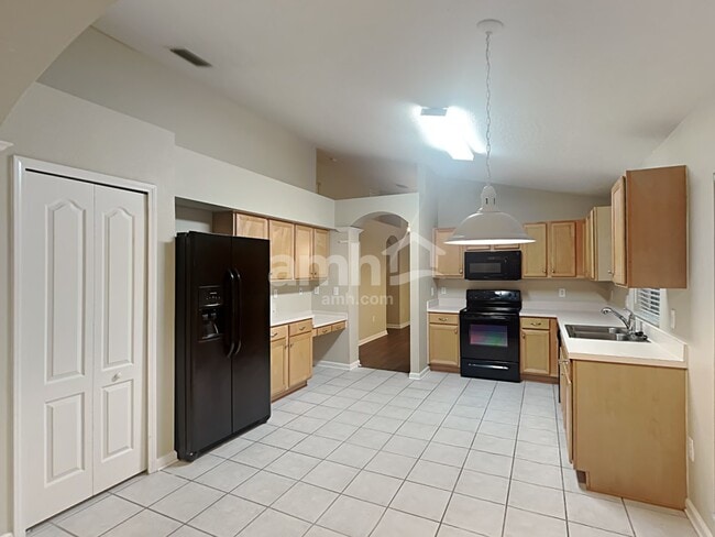 Building Photo - 5218 Algerine Pl