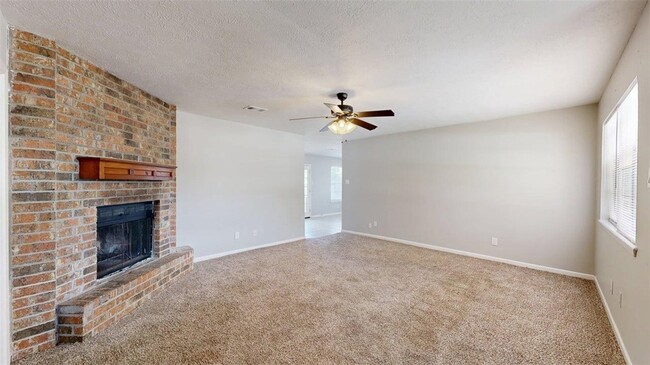 Foto del edificio - 1107 Braeswood Dr