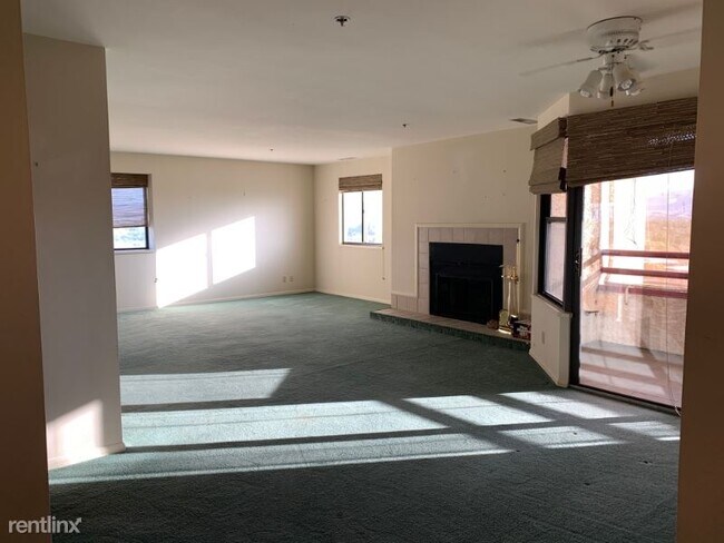 Foto del edificio - 1111 Horizon Dr