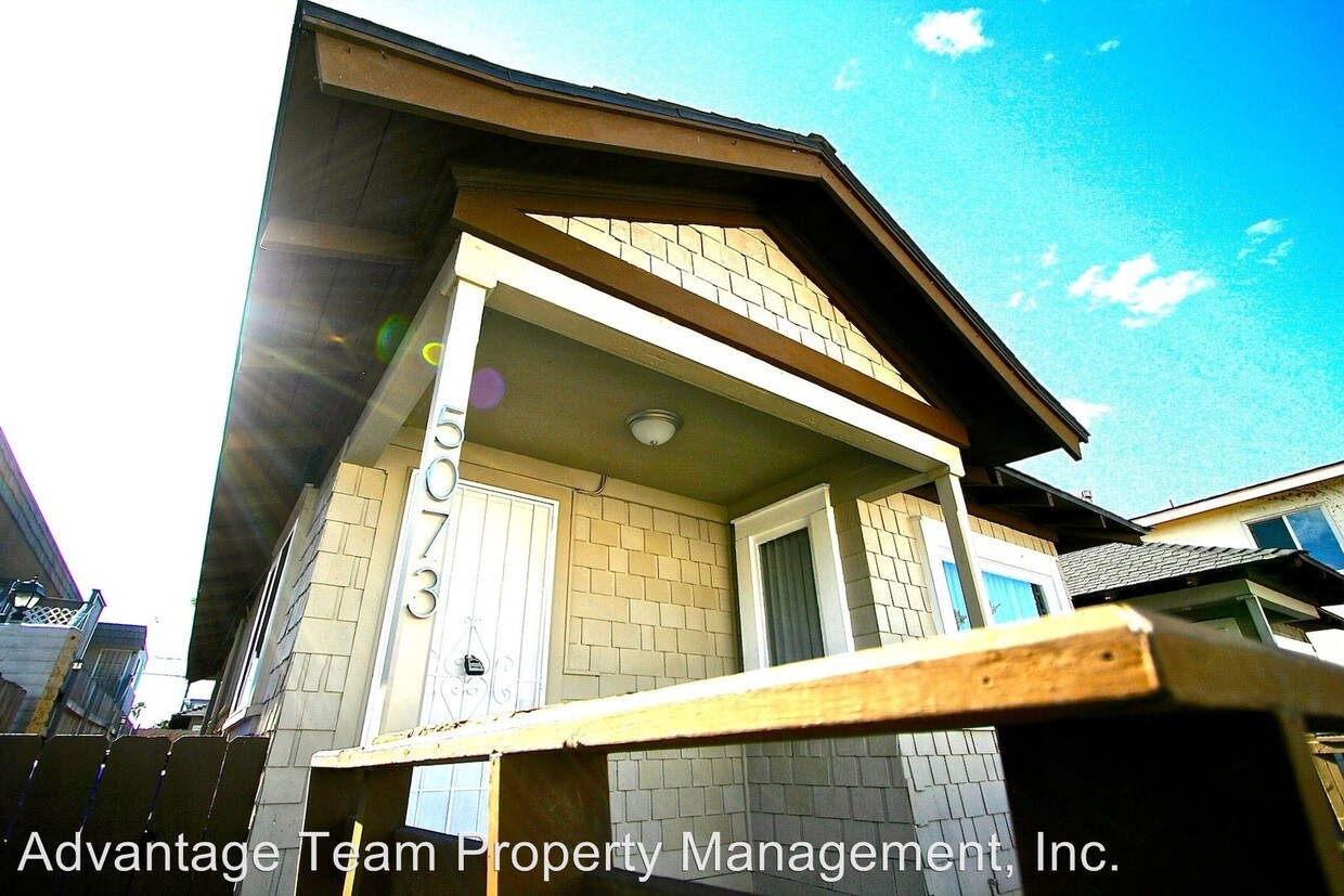 Primary Photo - 5079-5079 Saratoga Ave