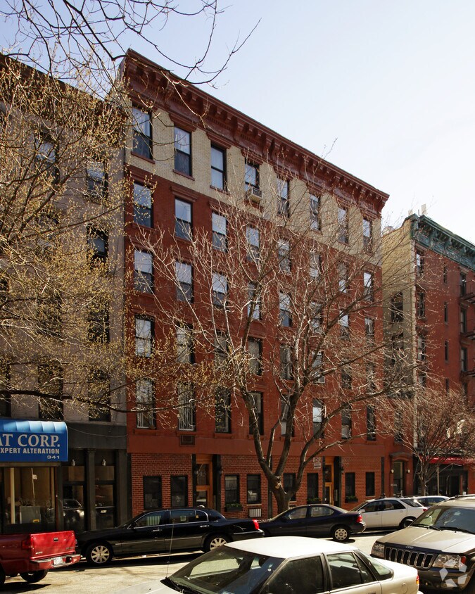 Foto principal - 343-345 E 5th St