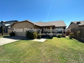 Building Photo - 3411 W Monona Dr