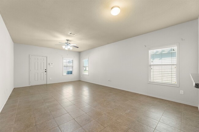 Foto del edificio - 19735 Crossfalls Ln