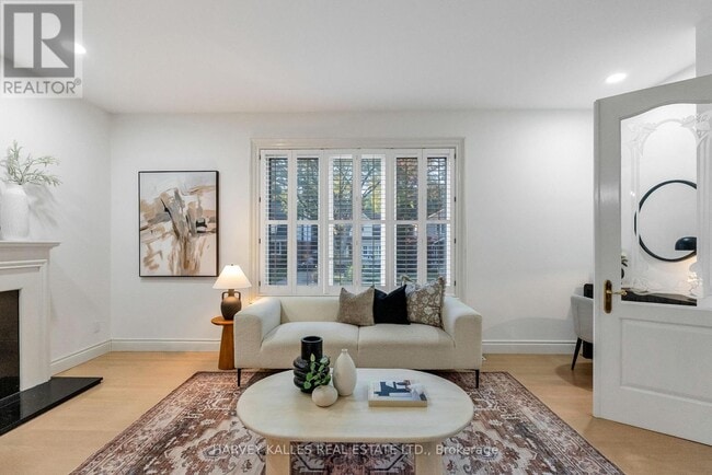 Building Photo - 51 Stuart Ave