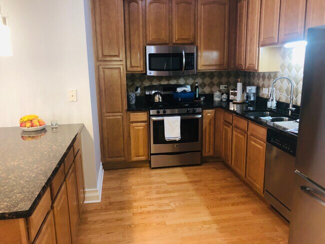 Foto del edificio - 5036 W Pensacola Ave
