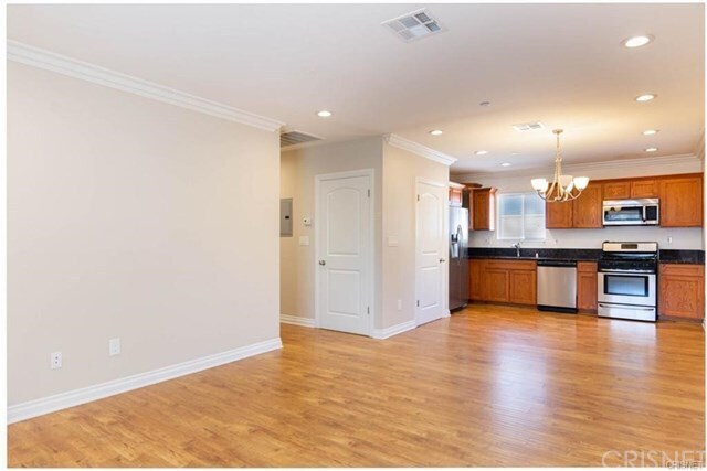 Foto del edificio - 1203 S Catalina St