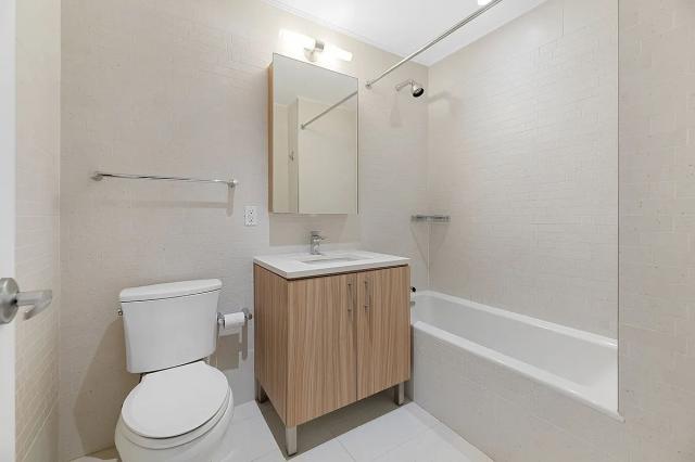 Building Photo - 1 bedroom in Long Island City NY 11101