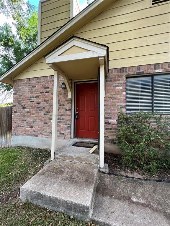 Building Photo - 11901 Swearingen Dr