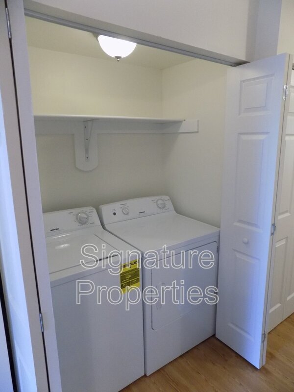 Foto del edificio - 1822 Idlewood Ave