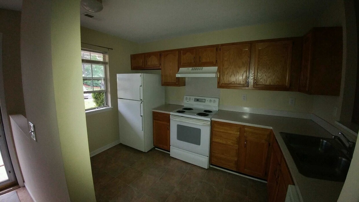 Kitchen - 5644 Prescott Court