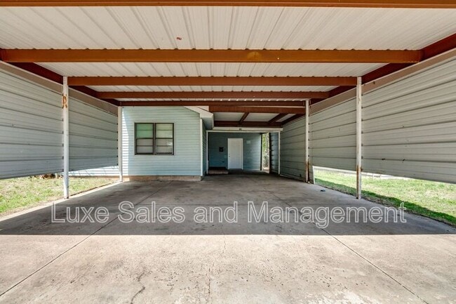 Foto del edificio - 1005 SW 63rd St