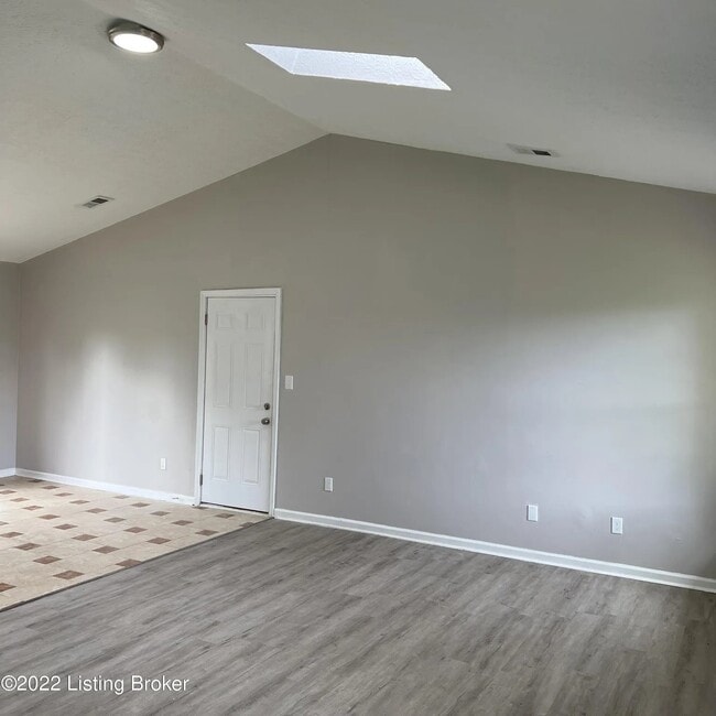 Foto del edificio - 4613 Beechbrook Rd