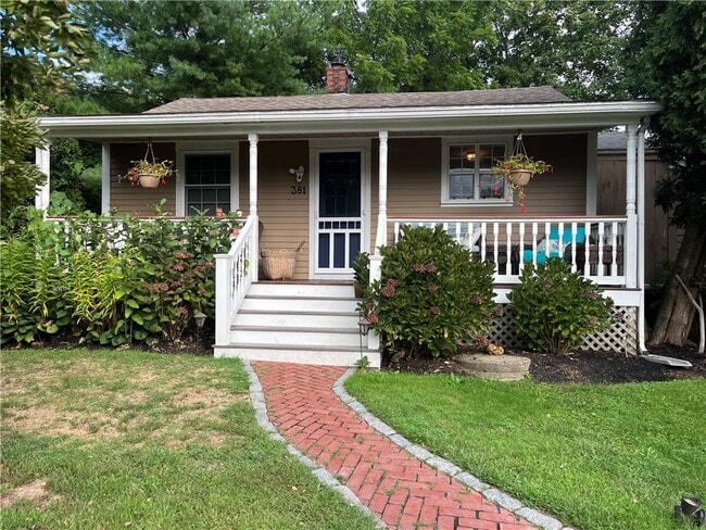 Photo - 381 3rd Beach Rd House