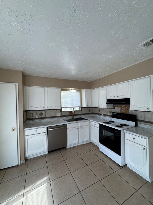 Foto del edificio - 4435 Brookhead Trail