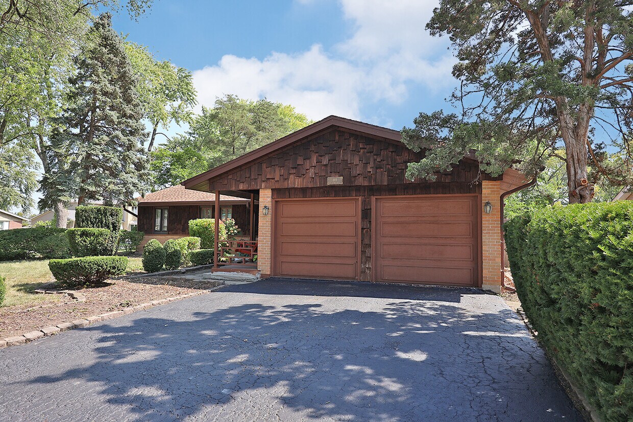 Foto principal - 661 Sycamore Dr