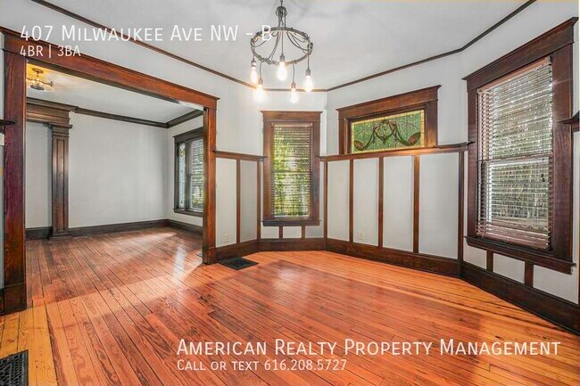 Foto del edificio - 407 Milwaukee Ave NW
